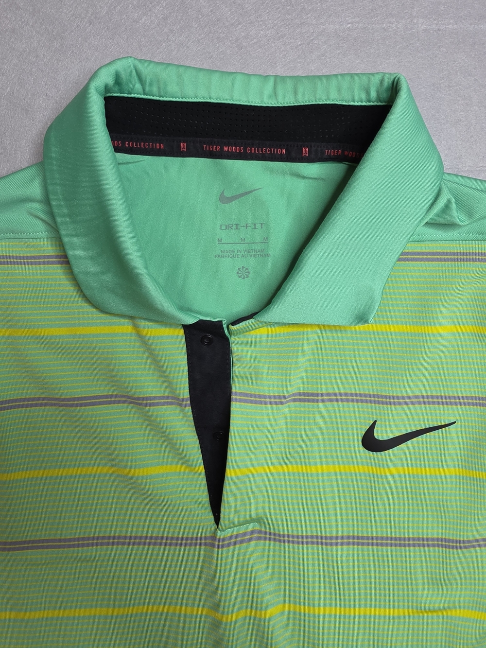 Nike Dri-FIT Mens Green Striped Tiger Woods Performance Golf Polo Shirt  Medium